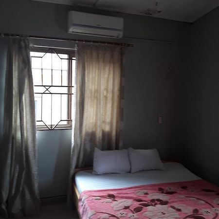 Bizay Hotel Sunyani 外观 照片